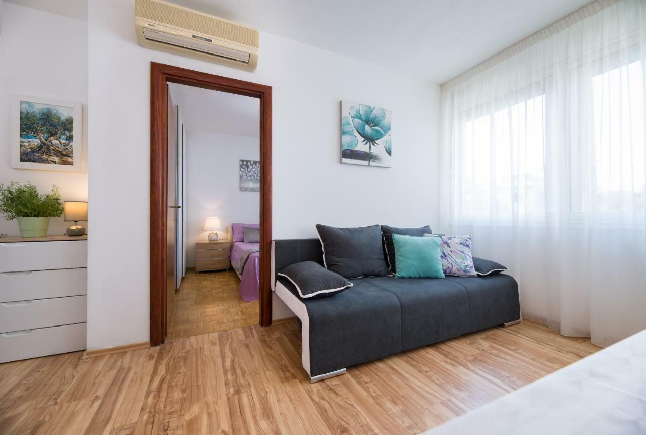 Apartment Kristina, Comfortable And Close To The Center Split Dış mekan fotoğraf